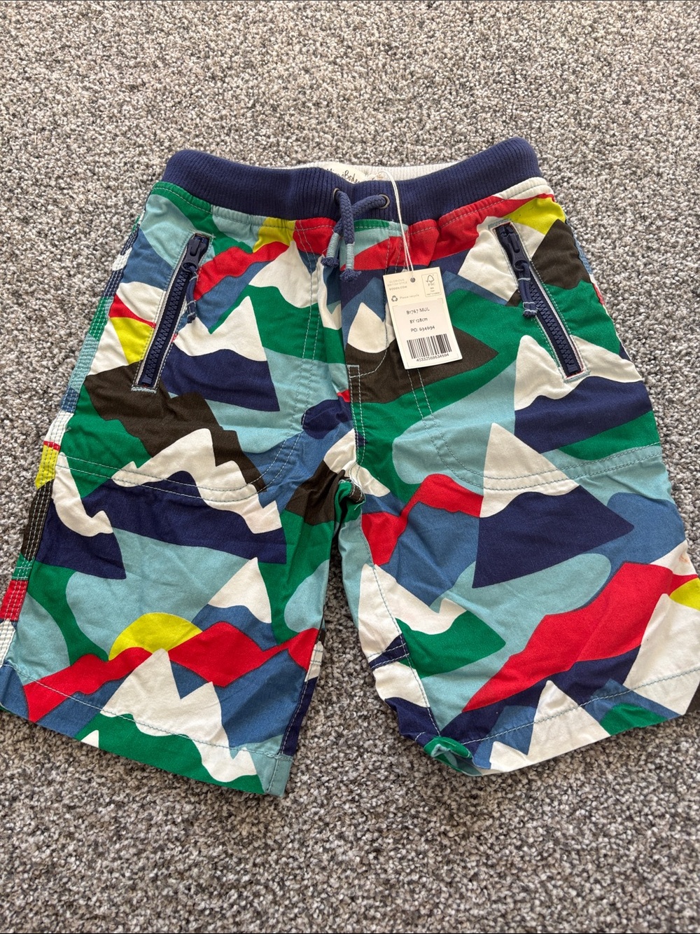 Mini Boden Multicolor Abstract Pattern Shorts with Navy Waistband NWT 8